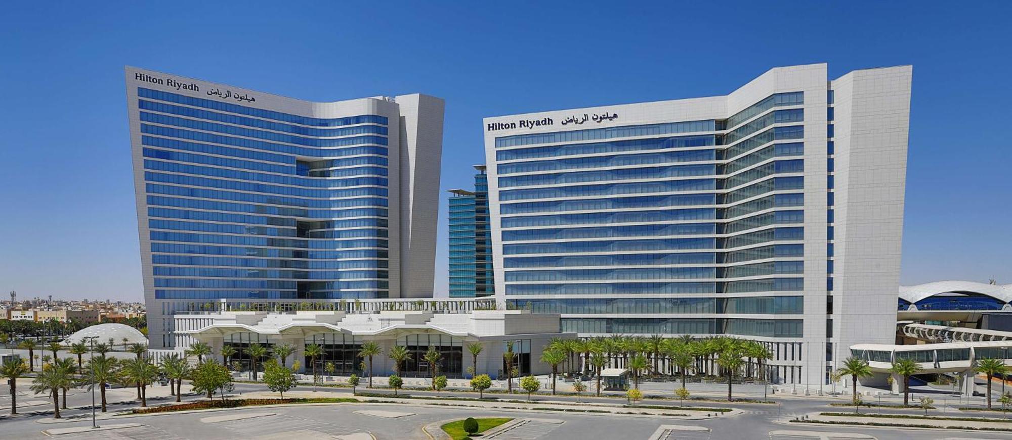Hilton & Residences 5* Riyad